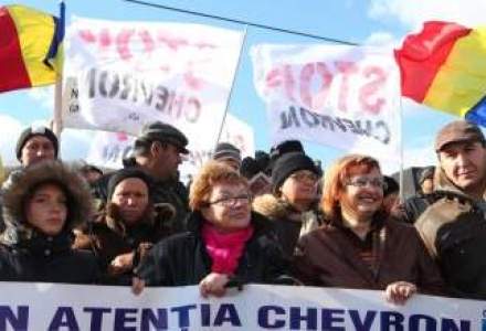 Greva foamei la Pungesti de Sarbatori: localnicii continua lupta cu Chevron