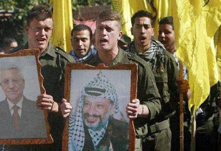 Rusii exclud ipoteza otravirii lui Arafat, dar palestinienii continua ancheta