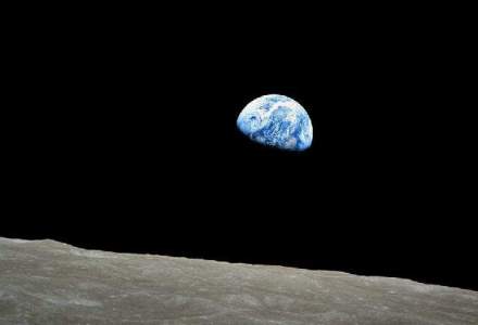 Imagini UIMITOARE: NASA a facut publice peste 17.000 de fotografii din misiunile Apollo