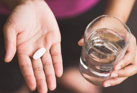 COVID-19 | Țara care limitează vânzarea de paracetamol