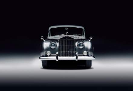 FOTO | Bătrânul Rolls-Royce Phantom V, imaginea luxului absolut