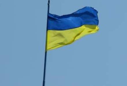 Premierul Ucrainei, Mikola Azarov, si-a prezentat demisia