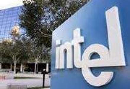 Intel ingheata salariile managerilor de top