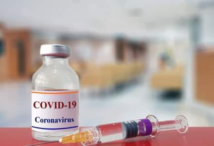 Unul dintre voluntarii înscriși în studiul vaccinului anti-COVID-19, lansat de Oxford, a murit