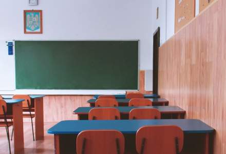 Asociația Școlilor Particulare cere în instanță să se redeschidă atât școlile de stat cât și cele private