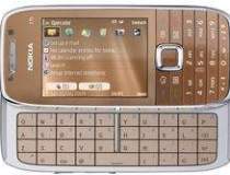 Nokia E75, disponibil in...