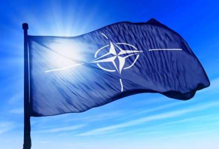 Romania, 10 ani in NATO. Romfilatelia sarbatoreste printr-o emisiune de marci postale