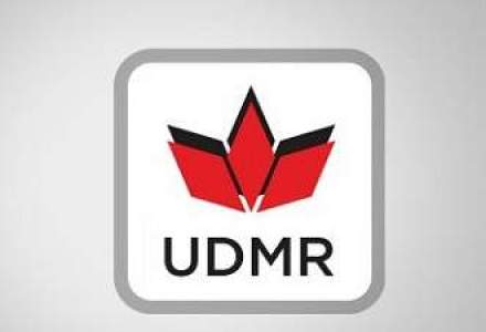 Victor Ponta numeste patru reprezentanti UDMR in posturi de secretar de stat