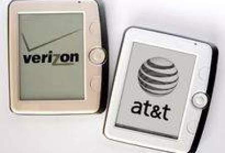AT&T a cumparat active in valoare de 2,35 mld. dolari de la rivalul sau, Verizon Wireless