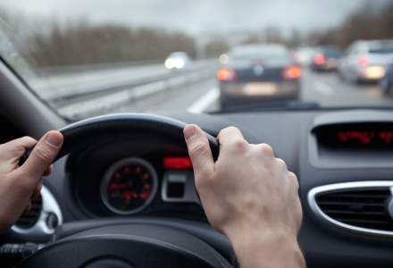 Ponturi pentru șoferi: cum economisești, fără să renunți la siguranță
