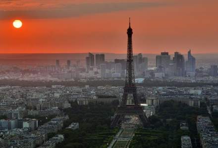 Turnul Eiffel se va redeschide pentru vizitatori pe 16 decembrie
