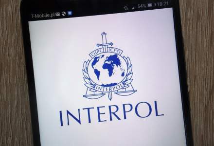 Interpol avertizează în legătură cu vaccinurile împotriva COVID-19 contrafăcute