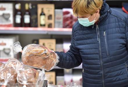 Estimări: Românii cumpără mai puțini cozonaci în pandemie. Cu cât ar putea scădea vânzările în aceste Sărbători
