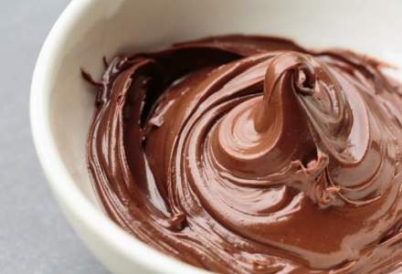 Ferrero sarbatoreste 50 de ani de Nutella. Peste 350.000 de tone sunt consumate in fiecare an