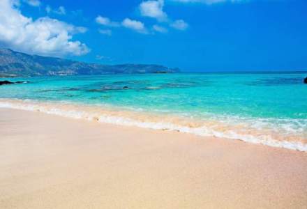 Grecia scoate la vanzare peste 70 de hectare din cele mai frumoase plaje