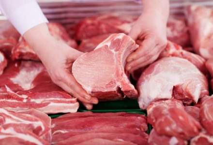 Ponta: In septembrie, dupa evaluarea impactului reducerii TVA la paine, se discuta scaderea la carne