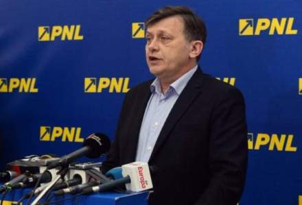 Liderii PNL discuta despre o demisie in bloc
