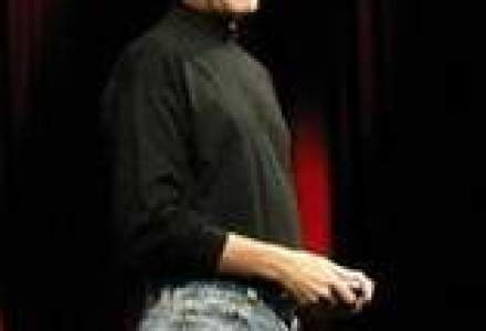 Steve Jobs revine la conducerea Apple, dupa un transplant de ficat