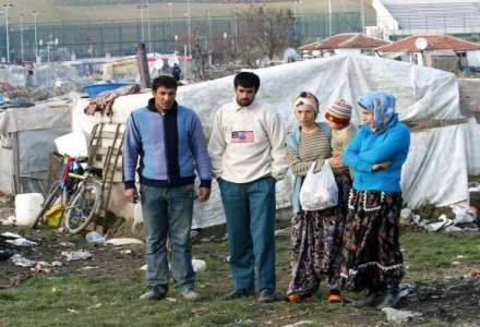 Program european pentru romi: cursuri de calificare gratuite, in cadrul unui proiect de 8,4 mil. lei