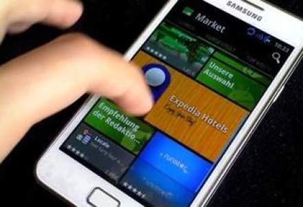 Samsung lanseaza primul telefon cu sistem propriu - Tizen