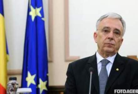 Victor Ponta il sustine pe Isarescu pentru un nou mandat de guvernator al BNR
