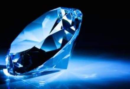 Un diamant albastru foarte rar ar putea dobori recordul pe piata de profil