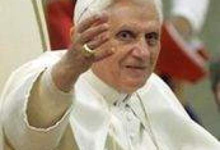 Papa Benedict al XVI-lea si criza financiara
