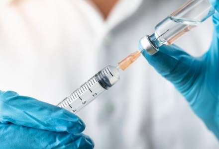Coronavirus: Cetăţenii sârbi pot alege din cele trei vaccinuri disponibile