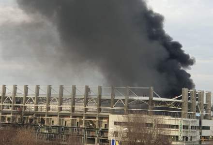 Incendiu puternic la stadionul Giulești