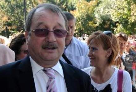 Marian Capatina, intermediarul in cazul Basescu - Mondial, retinut de DNA