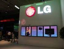 Philips si LG Display,...