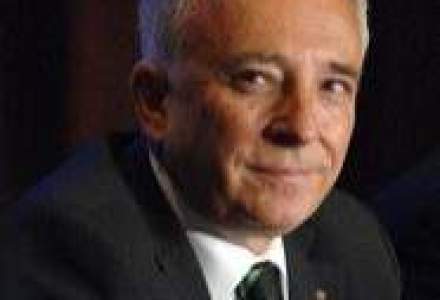 Mugur Isarescu sets Guinness World Record for longest-serving central bank governor