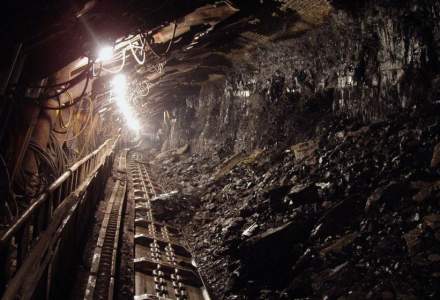 Situația minerilor care protestează în subteran: Administratorul CEH spune că vor primi salariile până pe 26