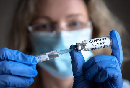 Peste 1,2 milioane de români s-au programat pentru vaccinare anti-COVID