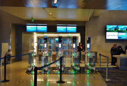 Sistem de verificare a documentelor de călătorie biometrice, implementat la Aeroportul "Henri Coandă"