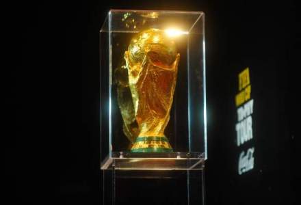 Sculptorul Cupei Mondiale: FIFA dorea un trofeu mai fotogenic, usor si care sa arate bine la TV