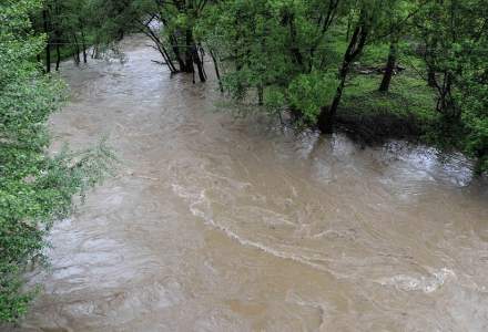 Cod galben de inundații pe mai multe râuri din România
