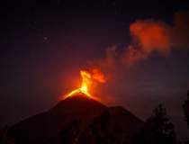 Etna erupe din nou:...