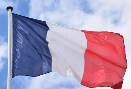 NEWS ALERT: Franța intră în carantină națională timp de o lună