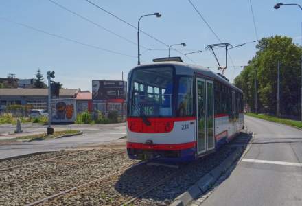 Iașiul lansează un tramvai care adună deșeuri electrice