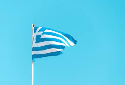 Contra curentului? Grecia redeschide magazinele în ciuda îngrijorărilor legate de COVID-19