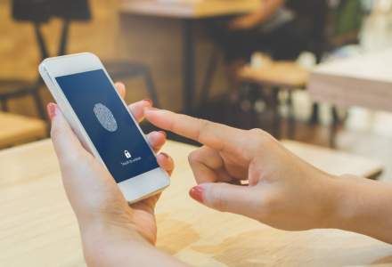 Studiu Mastercard: biometria devine metoda preferată de români pentru autorizarea plăților online cu cardul