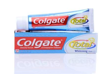 Ce stiti despre triclosan, substanta prezenta si in cea mai populara pasta de dinti din lume?