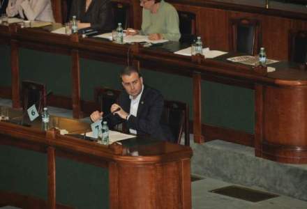 Senatorul PSD Valcov, sotul Laviniei Sandru si finul lui Gusa, propus ministru al Bugetului