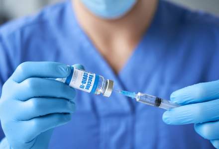 Sondaj MedLife: Intenția de vaccinare în România este mult sub valorile la care era estimată inițial