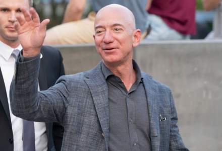 Jeff Bezos vinde bilete pentru călătorii în spațiu: unde te poți înscrie