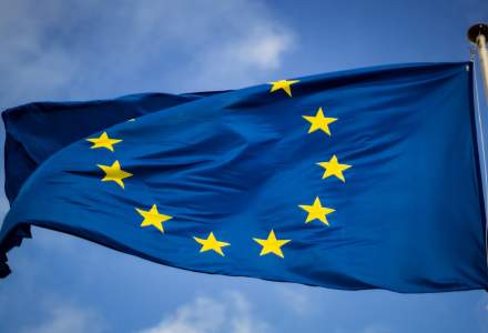 UE a încheiat un contract cu BioNTech-Pfizer pentru 1,8 miliarde de doze de vaccin anti-COVID-19
