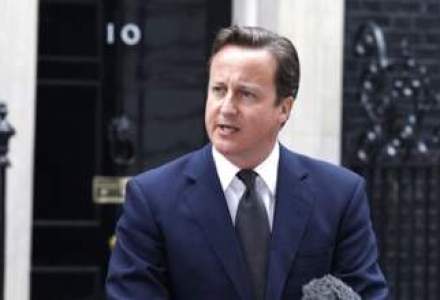 Moment stanjenitor pentru David Cameron la summitul NATO (VIDEO)