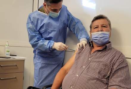 Maratoanele funcționează: peste 700 de persoane au fost vaccinate în primele 5 ore la Târgu Mureș