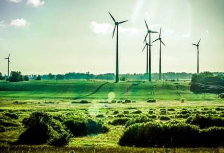 Romania a coborat o pozitie in topul tarilor atractive pentru investitii in energie regenerabila